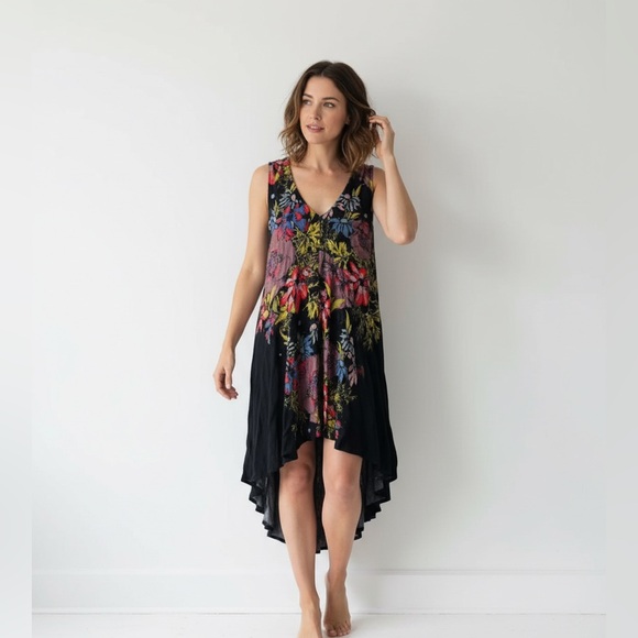 Free People Dresses & Skirts - Free People Floral High-Low Skirt - Black and Multicolor